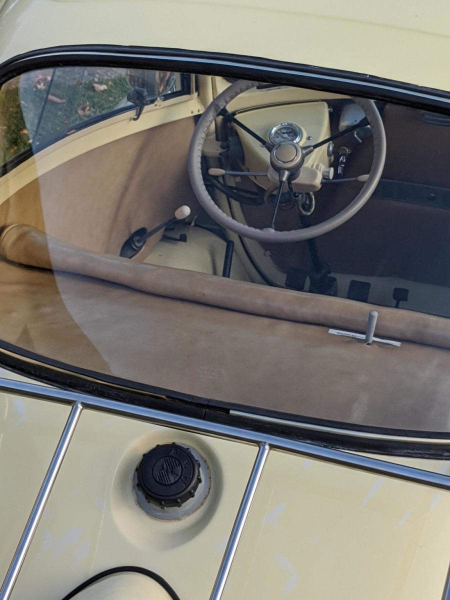 Детали экстерьера BMW Isetta 300 1958 года  (NA) (фото 39 из 66)